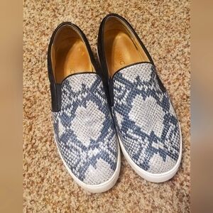 Vionic Slip Ons Size 10